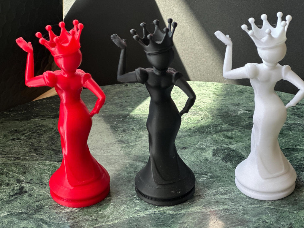 Chess King & Queen Figurine Set