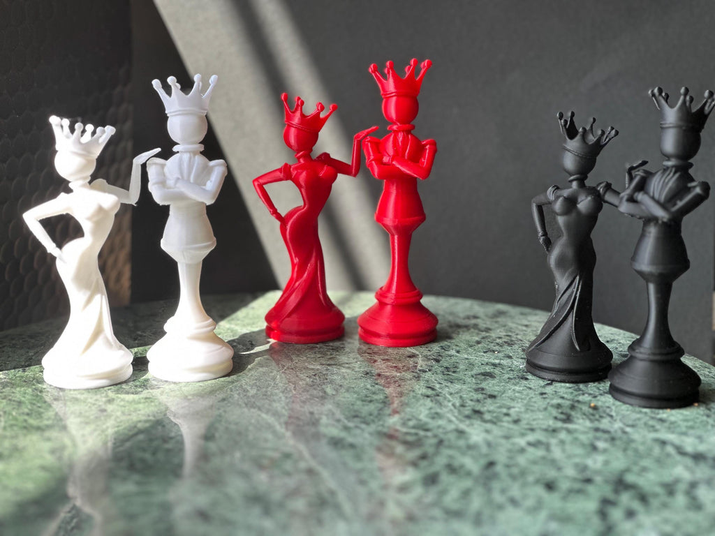 Chess King & Queen Figurine Set