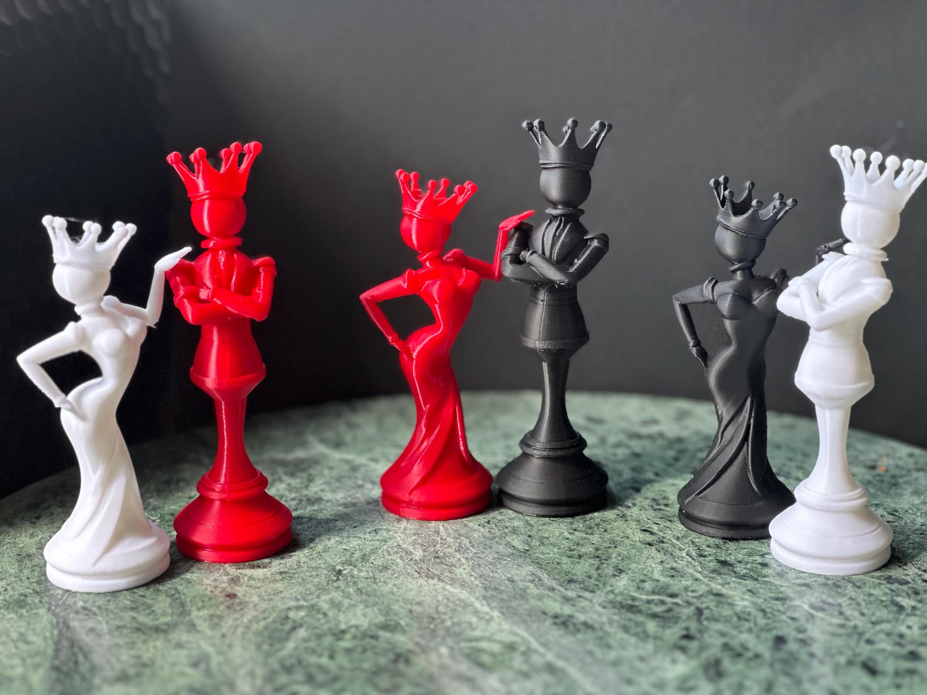 Chess King & Queen Figurine Set