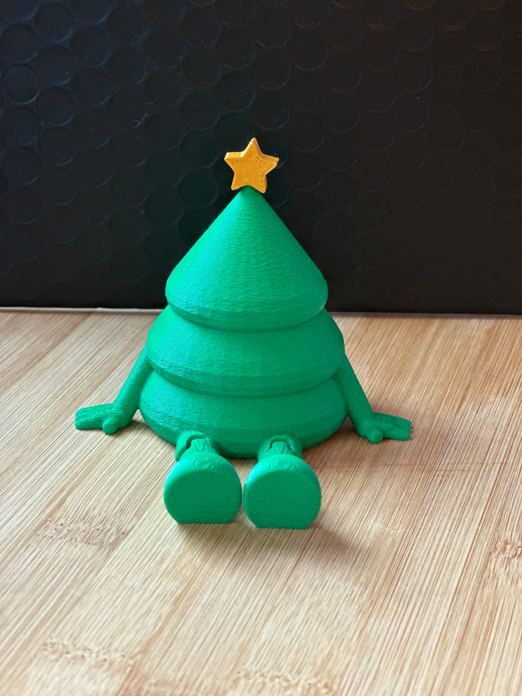 Articulated Christmas Tree & Bauble Figurine