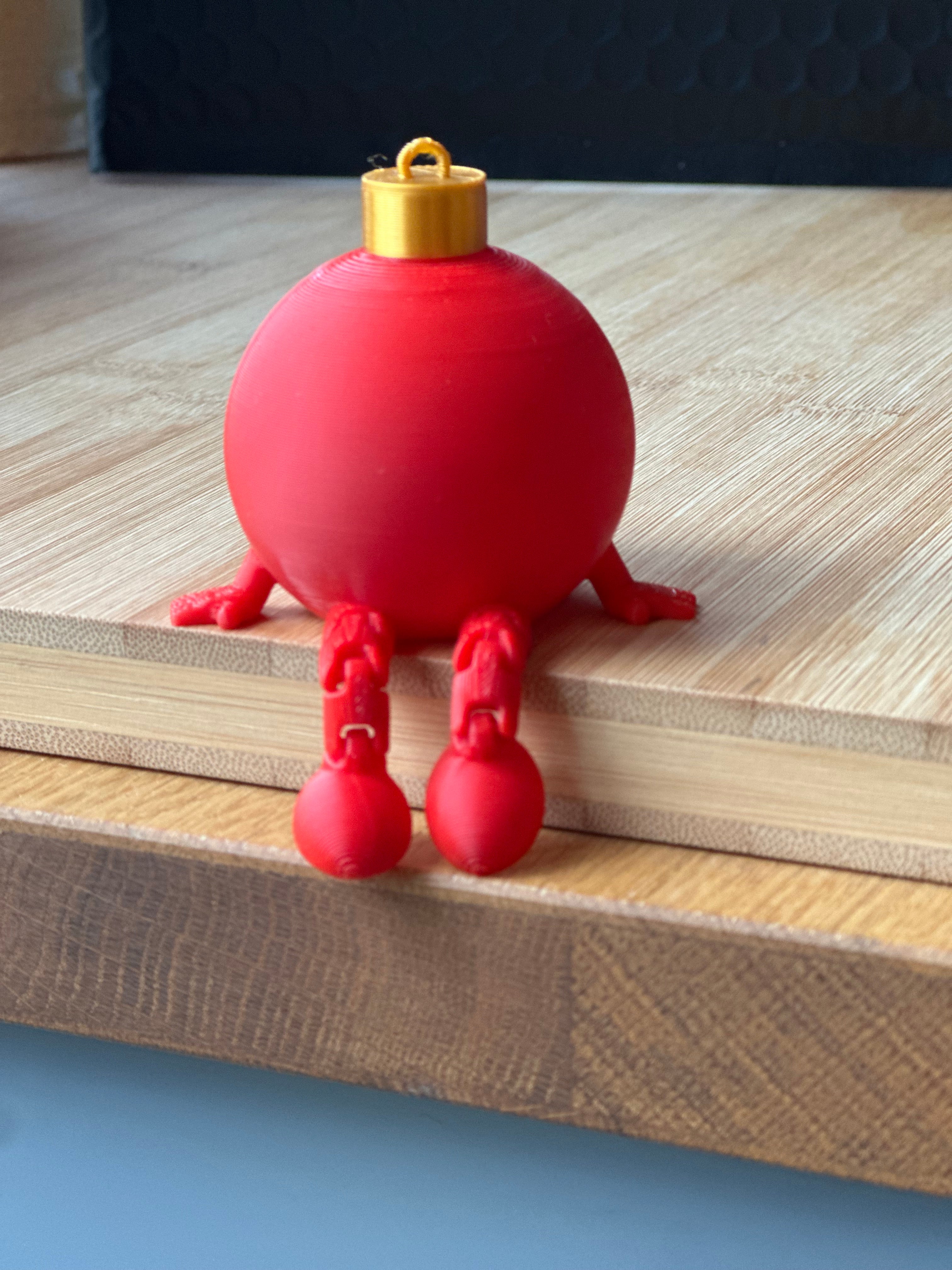 Articulated Christmas Tree & Bauble Figurine