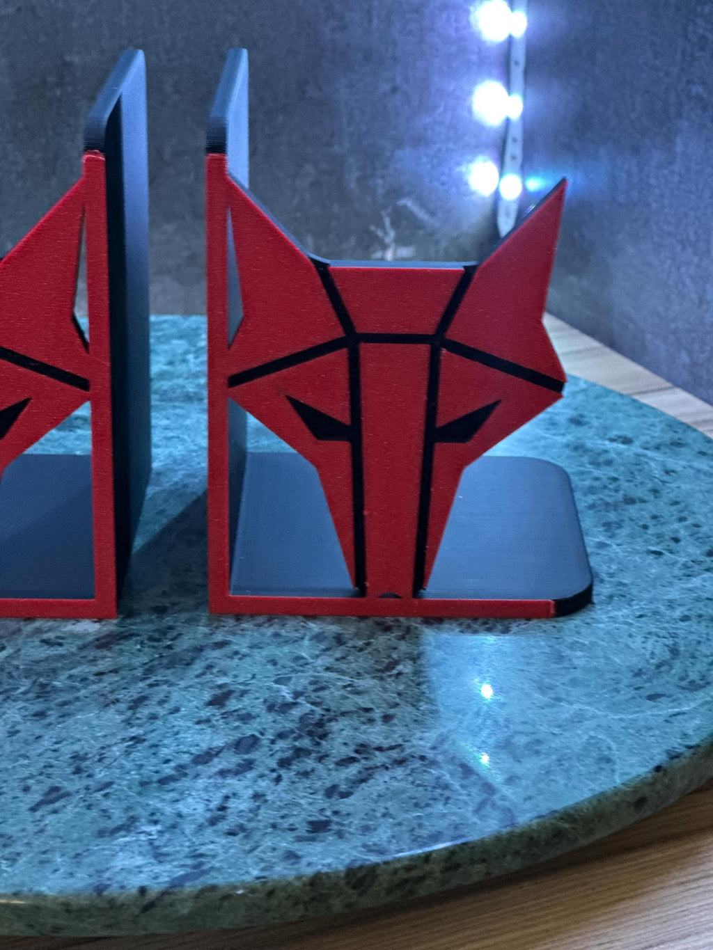 Red Rising Wolf Bookend