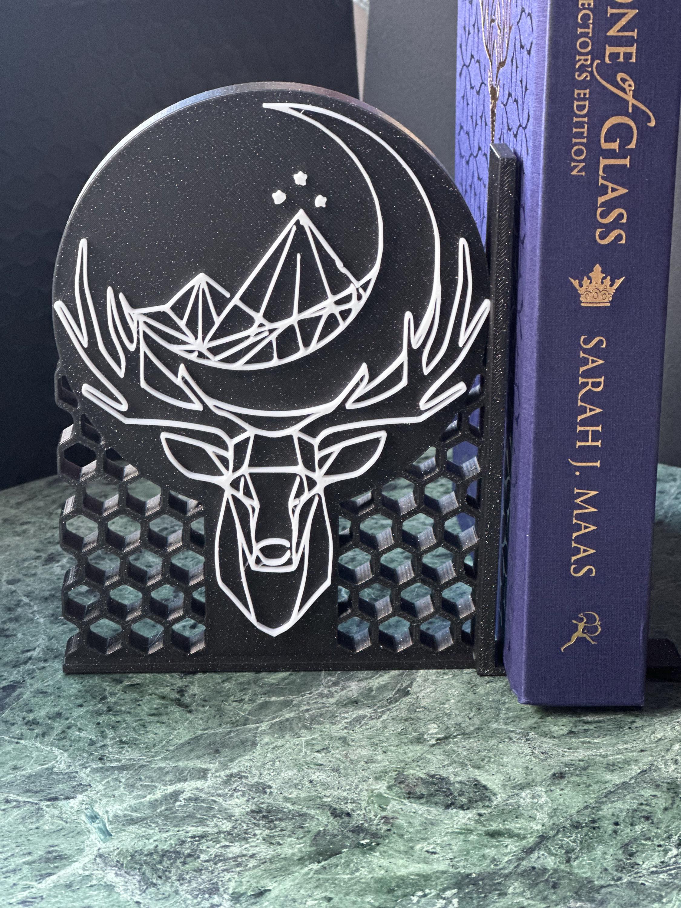Throne of Glass Bookend