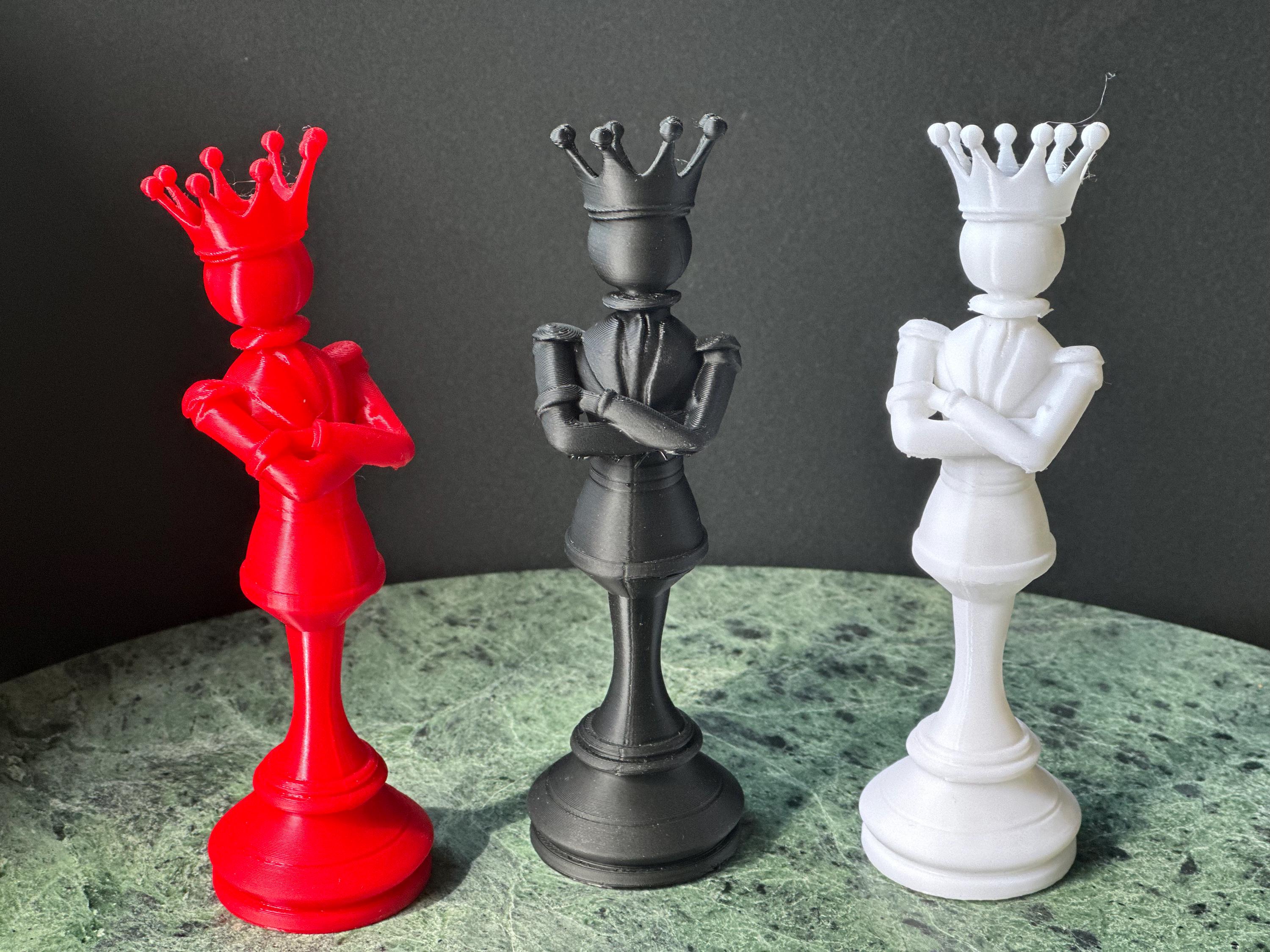 Chess King & Queen Figurine Set